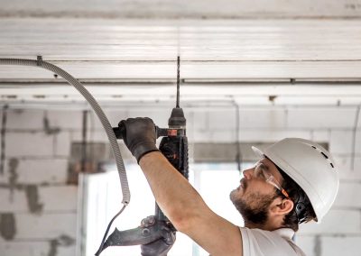 Velčić solarni generatori za bušenje jakih betonsko armiranih kontrukcija